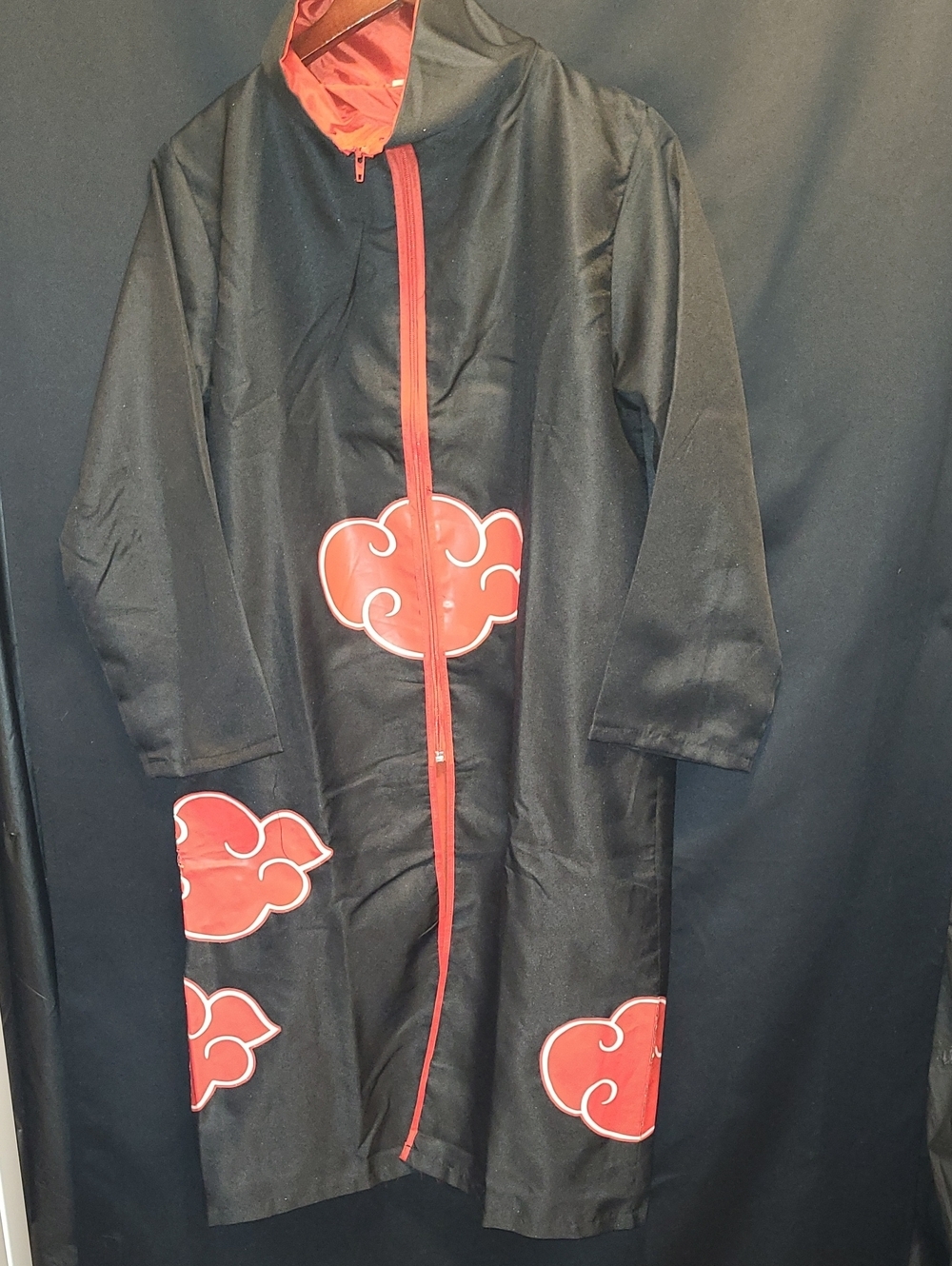 Naruto Shippuden Akatsuki cloak features iconic embroidered red clouds Size L